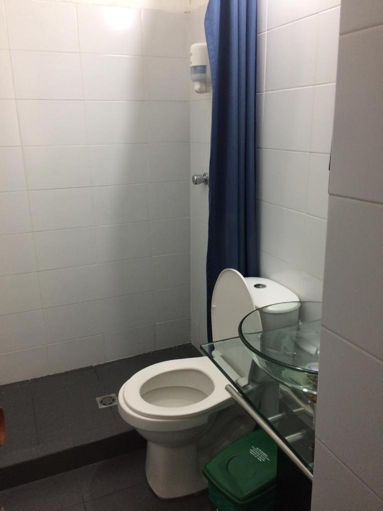 Hostels Colombia Медельин Экстерьер фото
